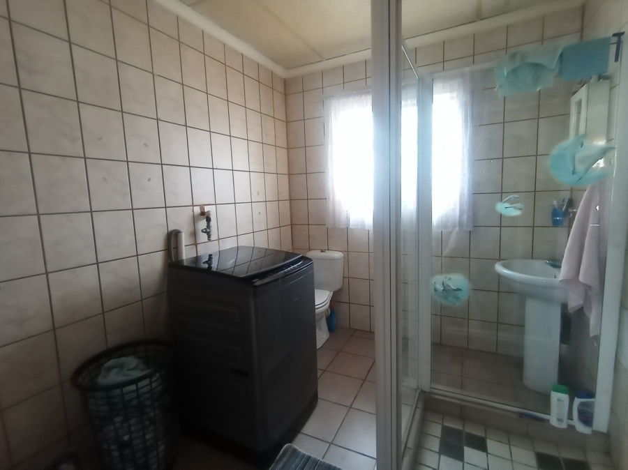 2 Bedroom Property for Sale in Vredefort Free State